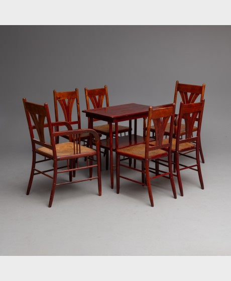 Tuoleja, 2+4 kpl ja pöytä