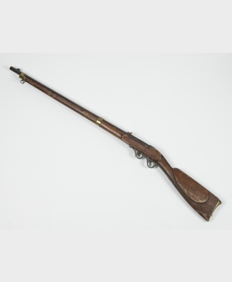Kammarladdning-kivääri m/1851