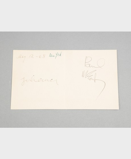 Paul McCartneyn ja John Lennonin nimikirjoitukset 12.5.1968