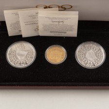 Juhlarahoja, 3 kpl, Itävalta 200 & 1000 schilling 1995