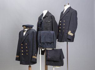 Erä kauppalaivaston pukuja, (Kapt. Harry Fransman)