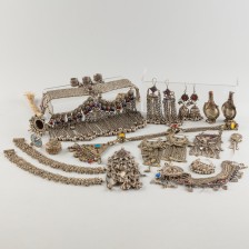 A set of jewlery